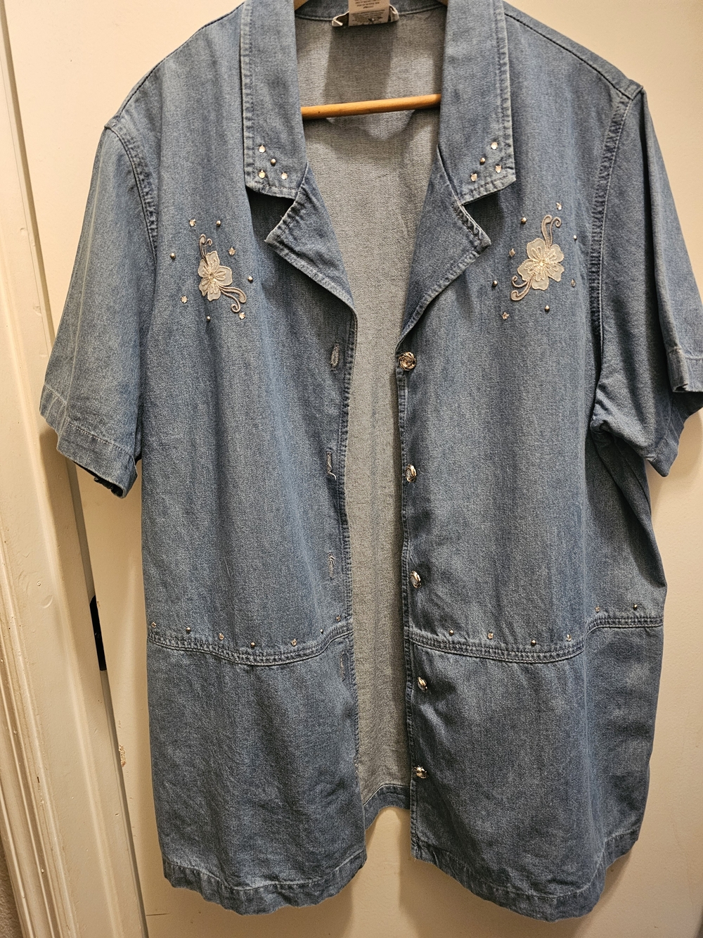 Vintage '90S Jaclyn Smith Sport Embroidered Denim Blouse Shacket Size L